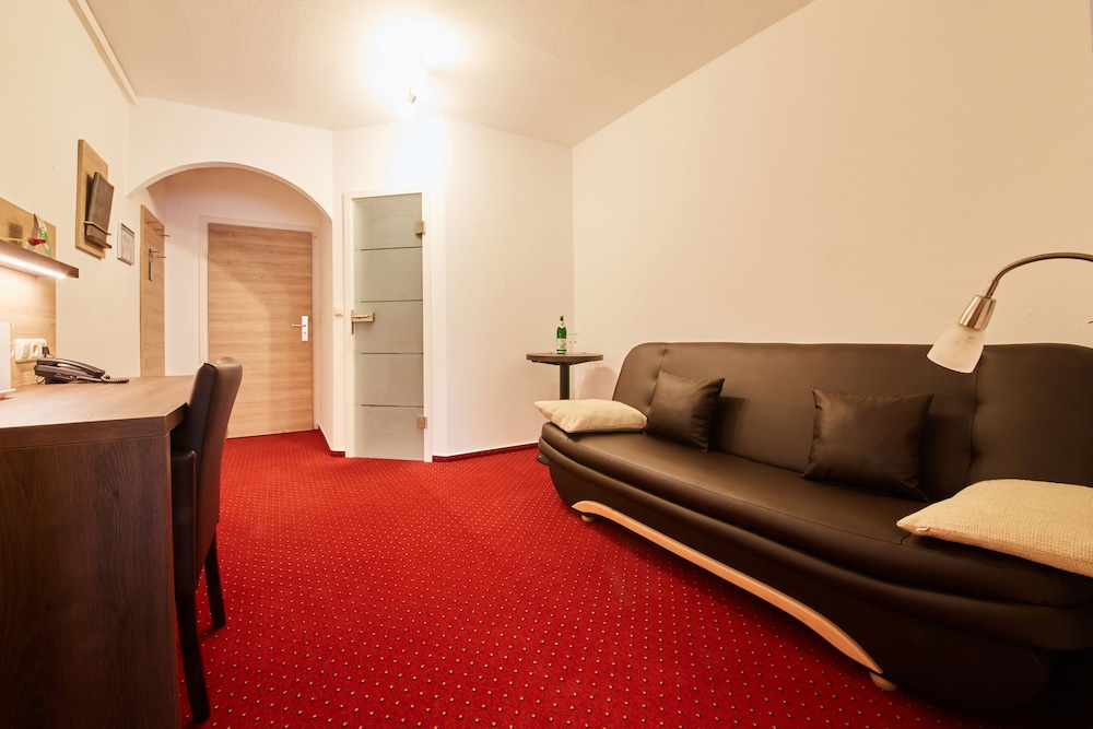 Triple Room photo 2