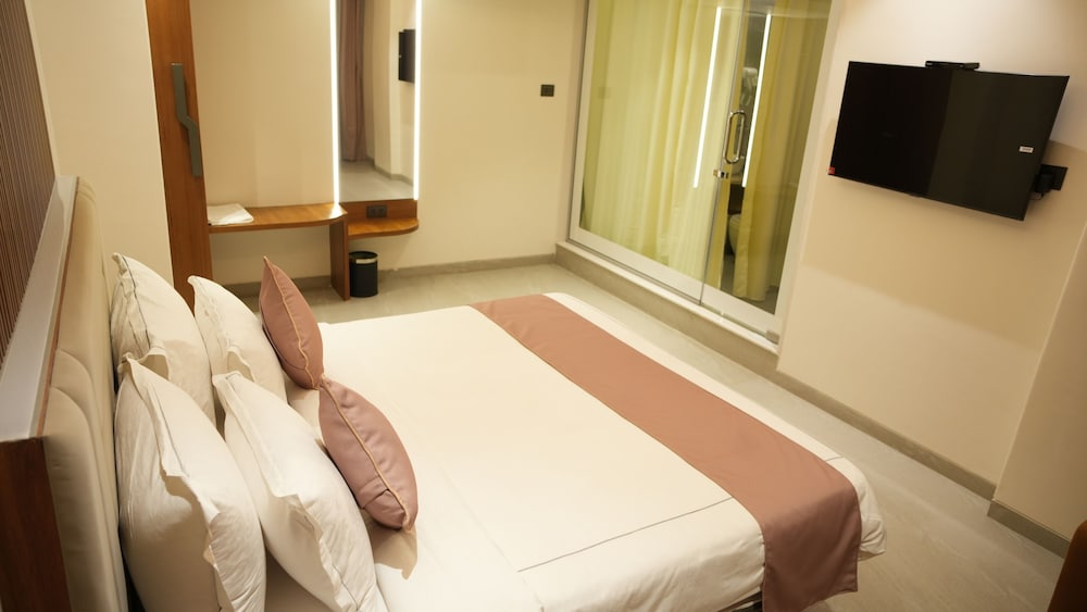 Family Studio Suite