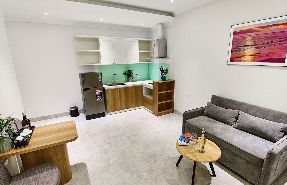 Deluxe Studio Suite - Photo 5