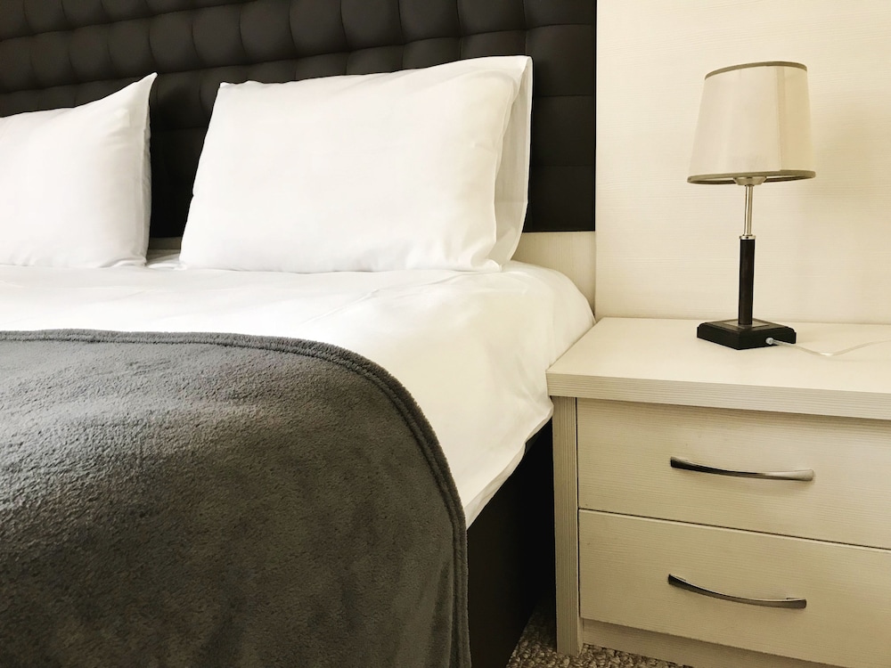 Deluxe Suite photo 2