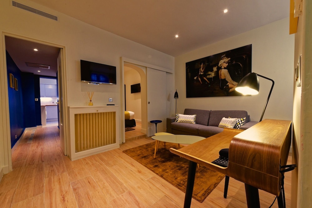 Apartment, 1 Bedroom, Kitchen photo 3