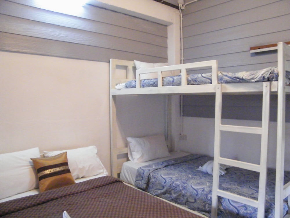 Family Room (with Bunk Bed) photo 3