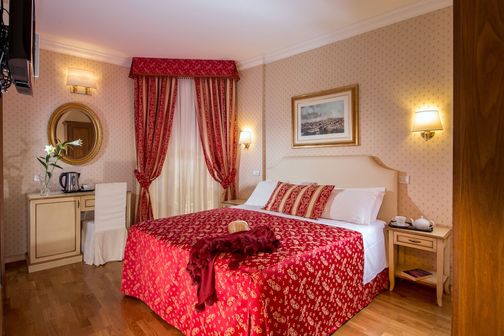 Basic Double or Twin Room, 1 Bedroom photo 3