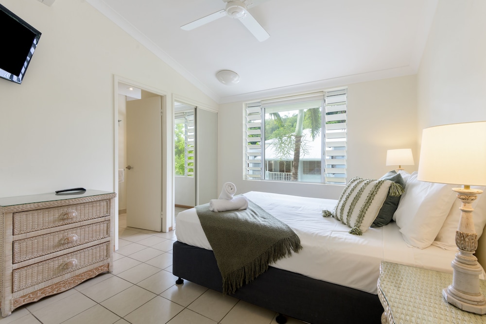 2 Bedroom Apartment - Photo 3