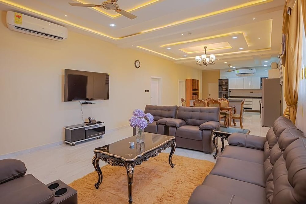 Deluxe Apartment, 3 Bedrooms, City View