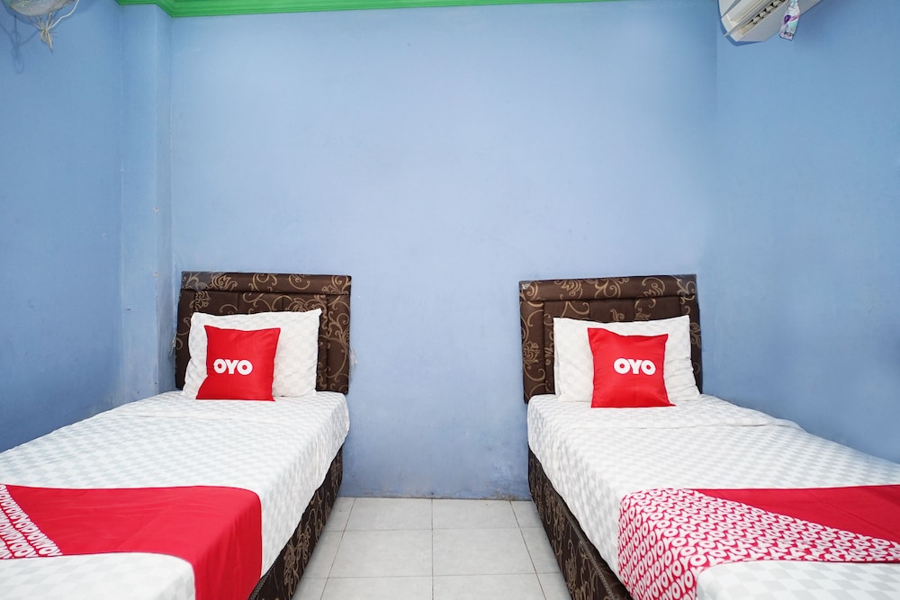 Deluxe Twin Room photo 2