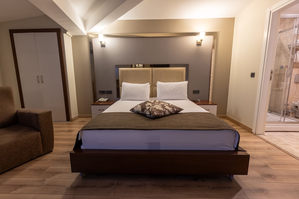 Standard Double Room photo 3