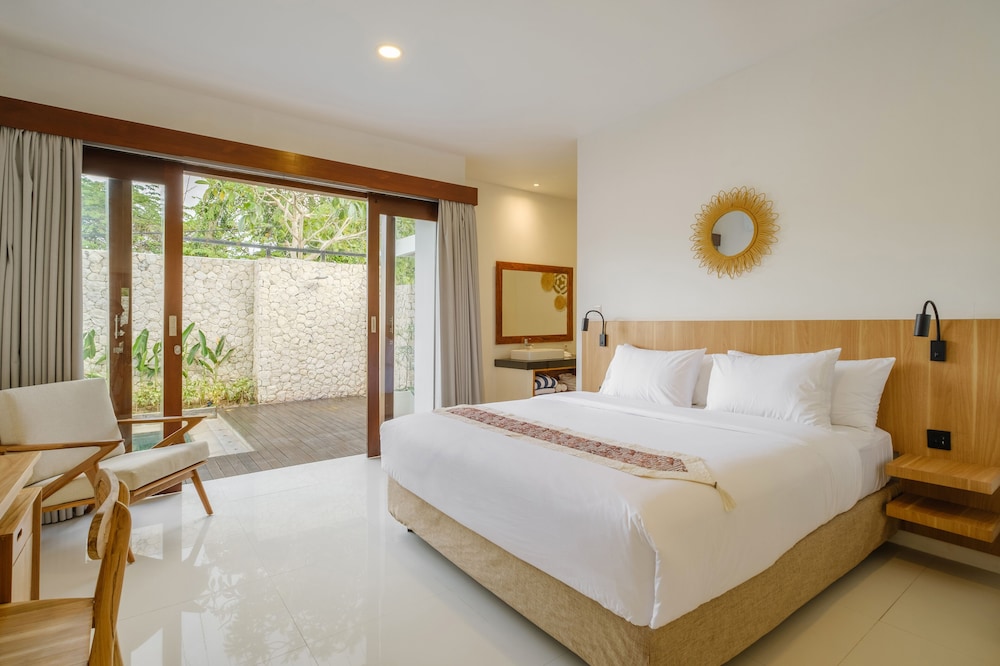 Luxury Villa photo 1