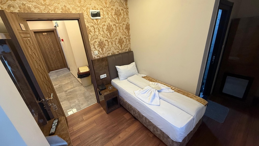 Standard Single Room, City View photo 1