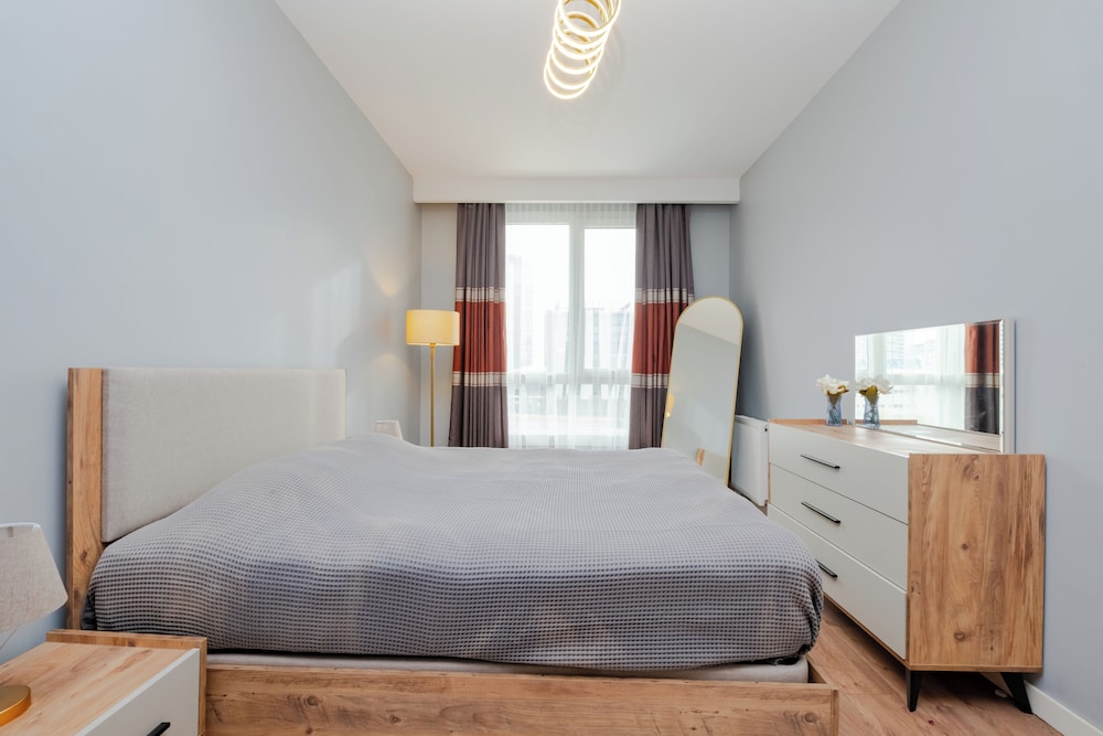 Deluxe Residence 2 rooms 1 saloon  with a balcony photo 2