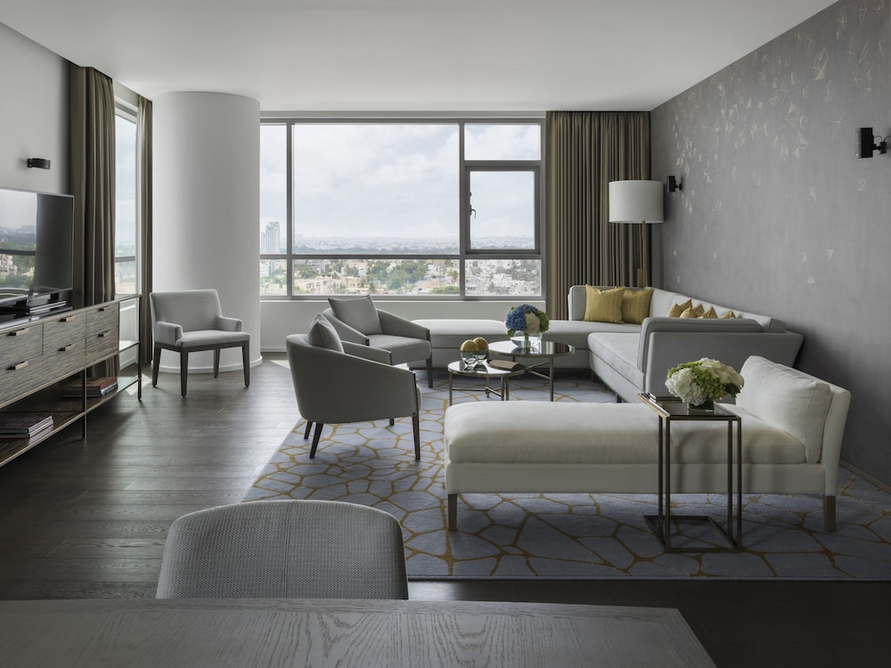 Suite (Imperial) photo 3