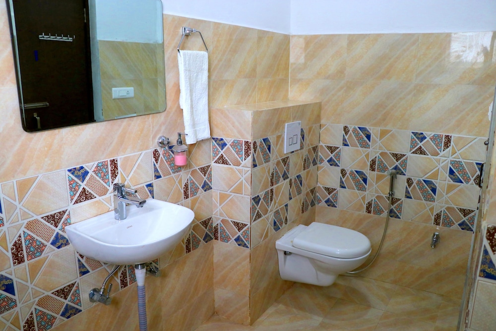 Super Standard Room - Photo 3