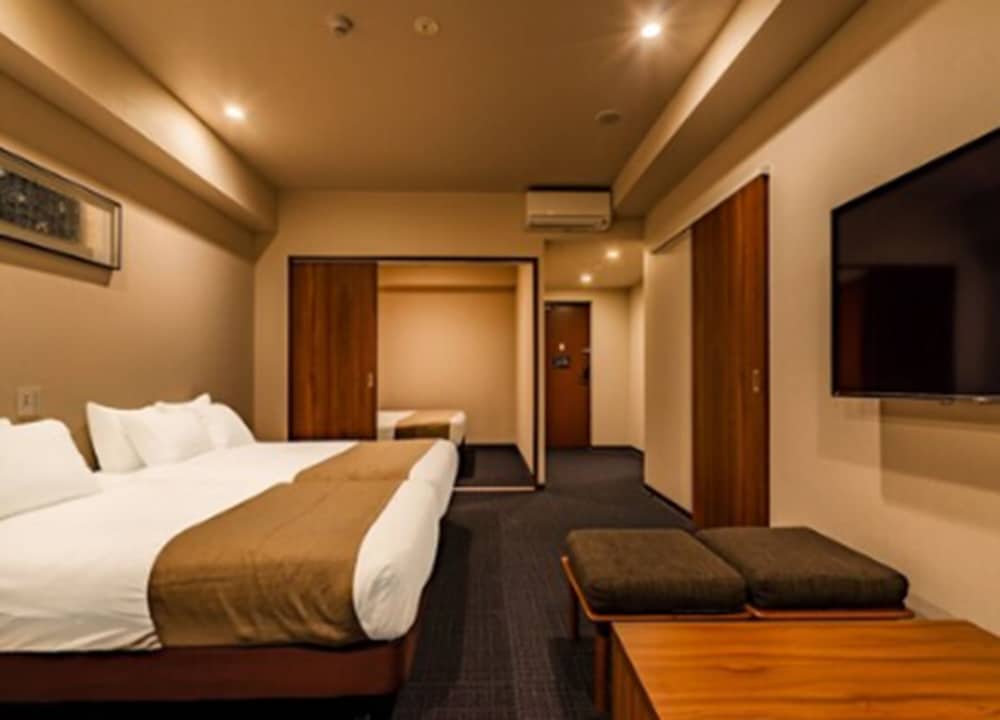 Club Suite, 1 Bedroom, Non Smoking, Hot Tub - Photo 2