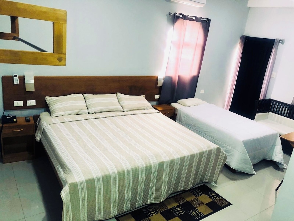 Family Double Room Single Use photo 1