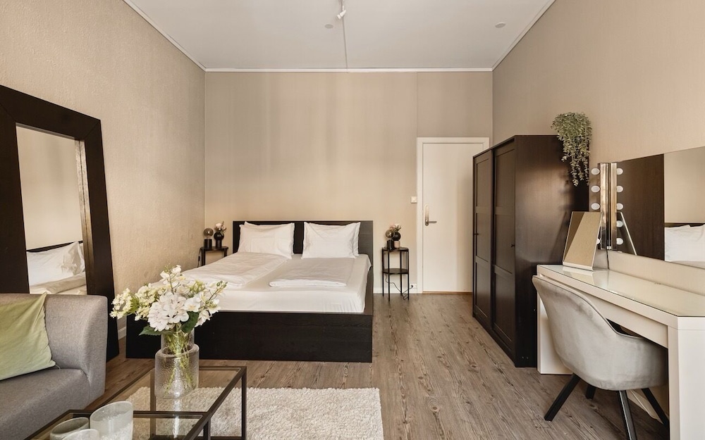 Deluxe Double Room, City View