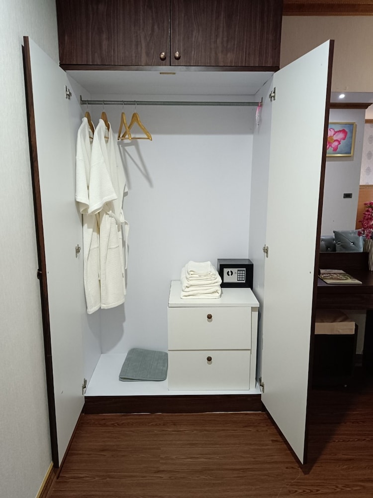 Deluxe Double Room - Photo 6