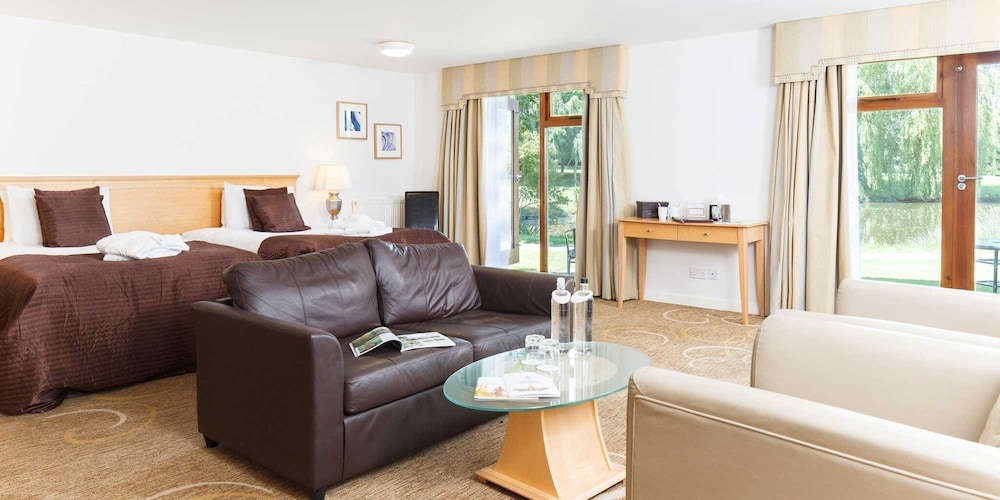 Superior Double or Twin Room photo 1