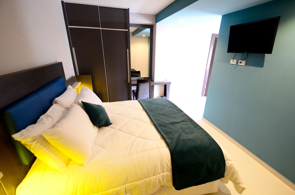Double Room, 1 Queen Bed photo 2