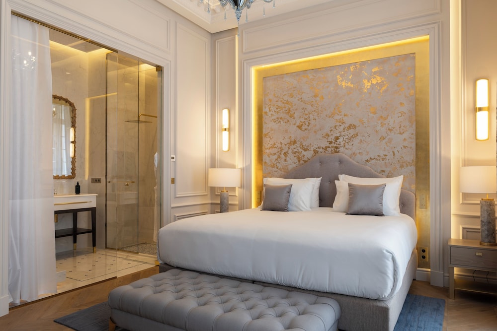 Georges V Signature Suite