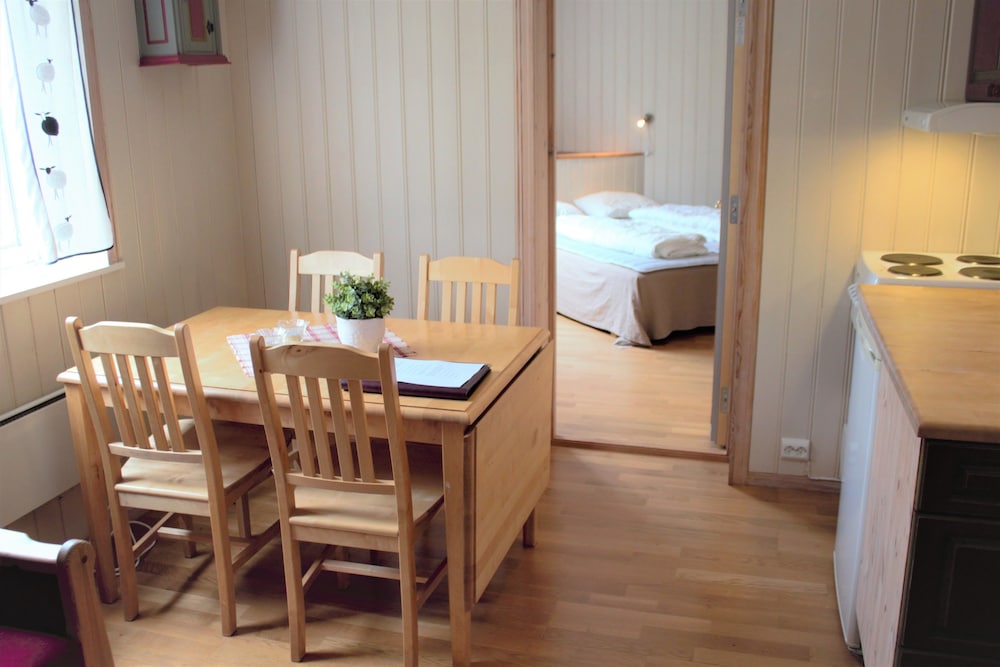 Apartment, 1 Bedroom (Towel, bed linen & cleaning not incl) photo 2