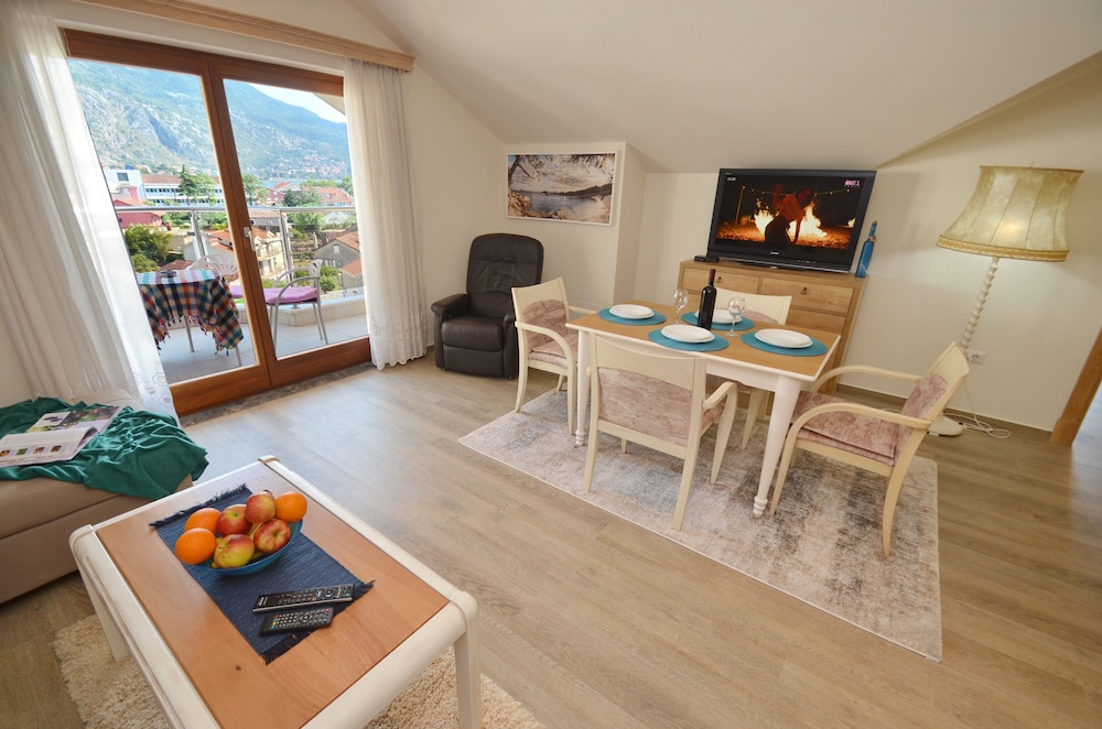 Standard Apartment