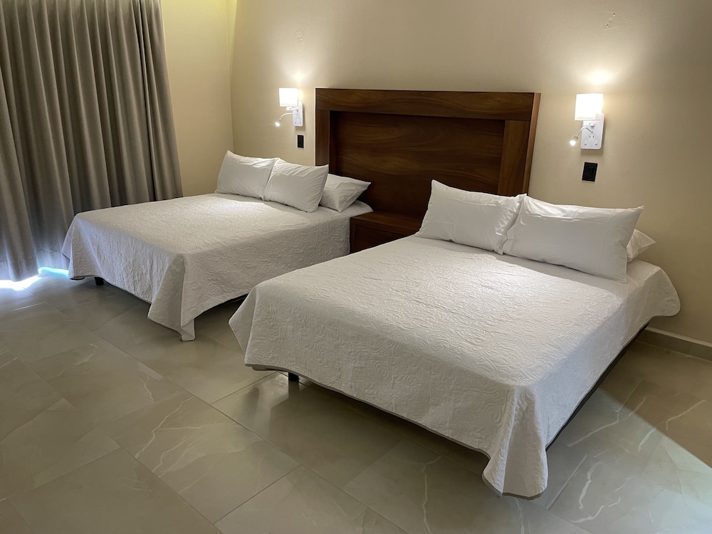 Superior Double Room, 2 Double Beds photo 2