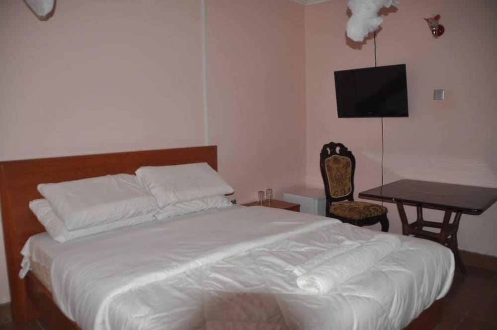 Standard Double Room, Pool View