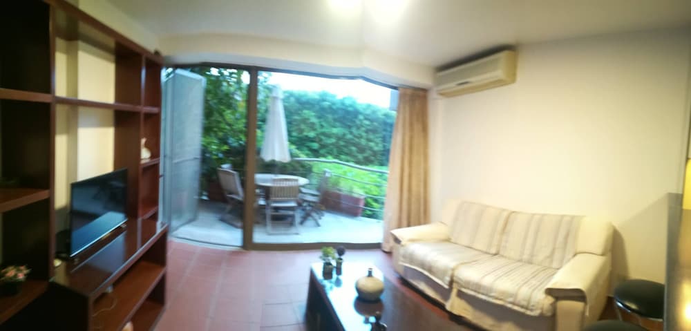 Apartment, 1 Bedroom, Smoking, Balcony