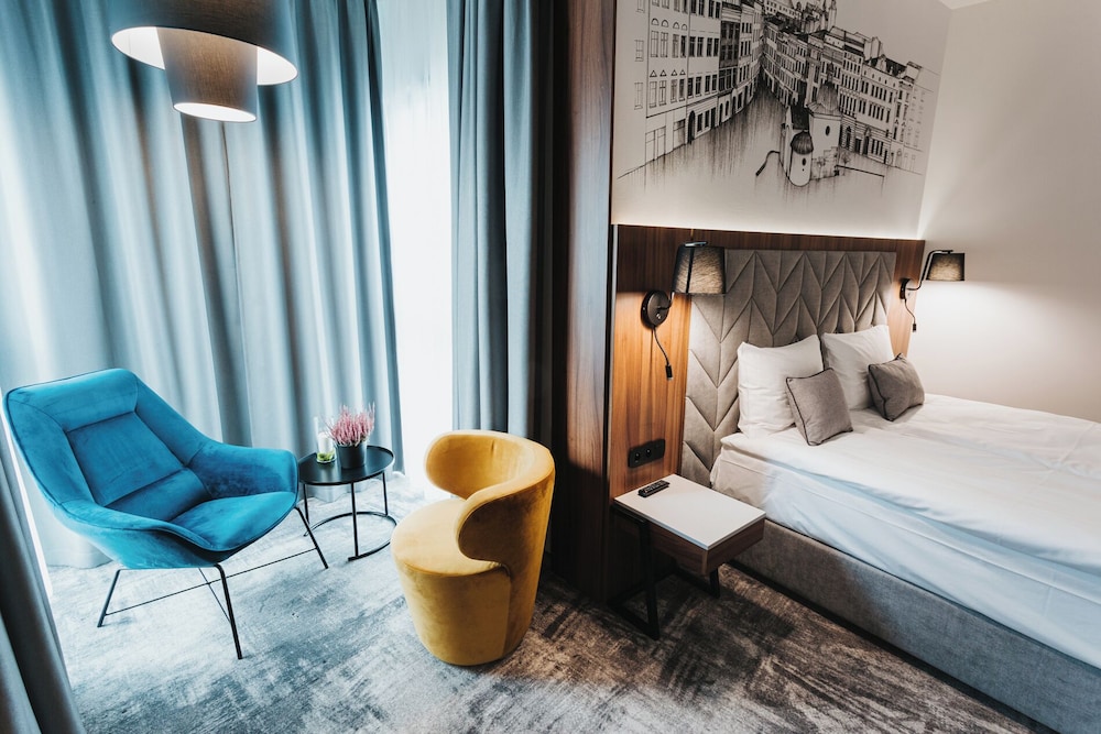 Premium Double Room - Photo 6