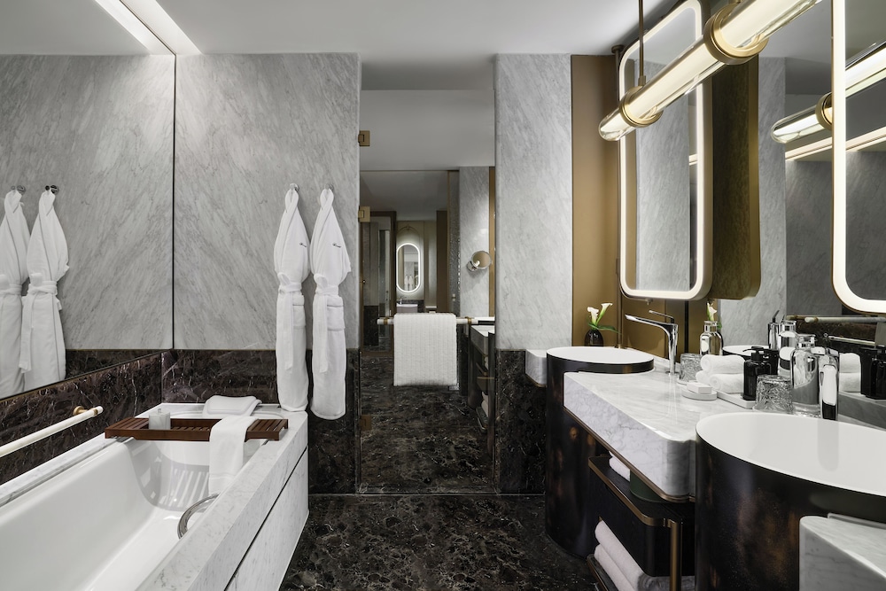 Fairmont Gold, Deluxe Twin Room photo 2
