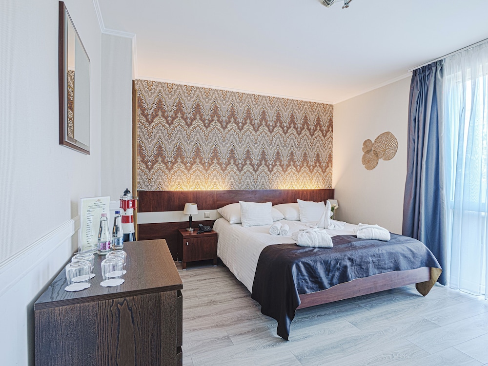 Superior Room, 1 Bedroom, Balcony, River View