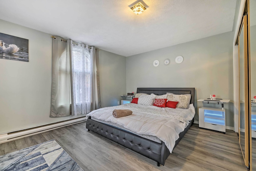 House (4 Bedrooms) photo 2