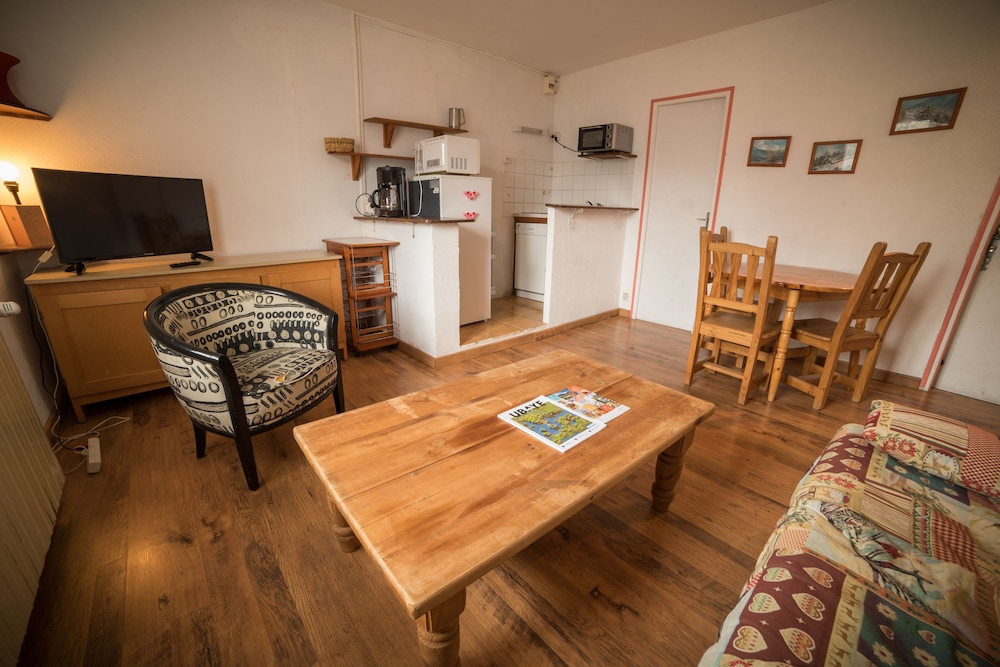 Apartment (Bouquetin)