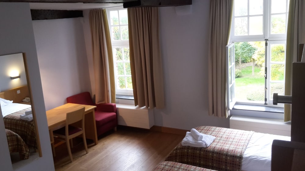 Twin Room - Photo 4