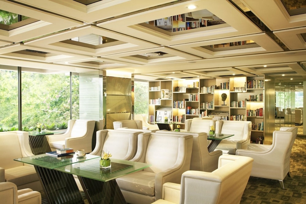 Club Deluxe Room