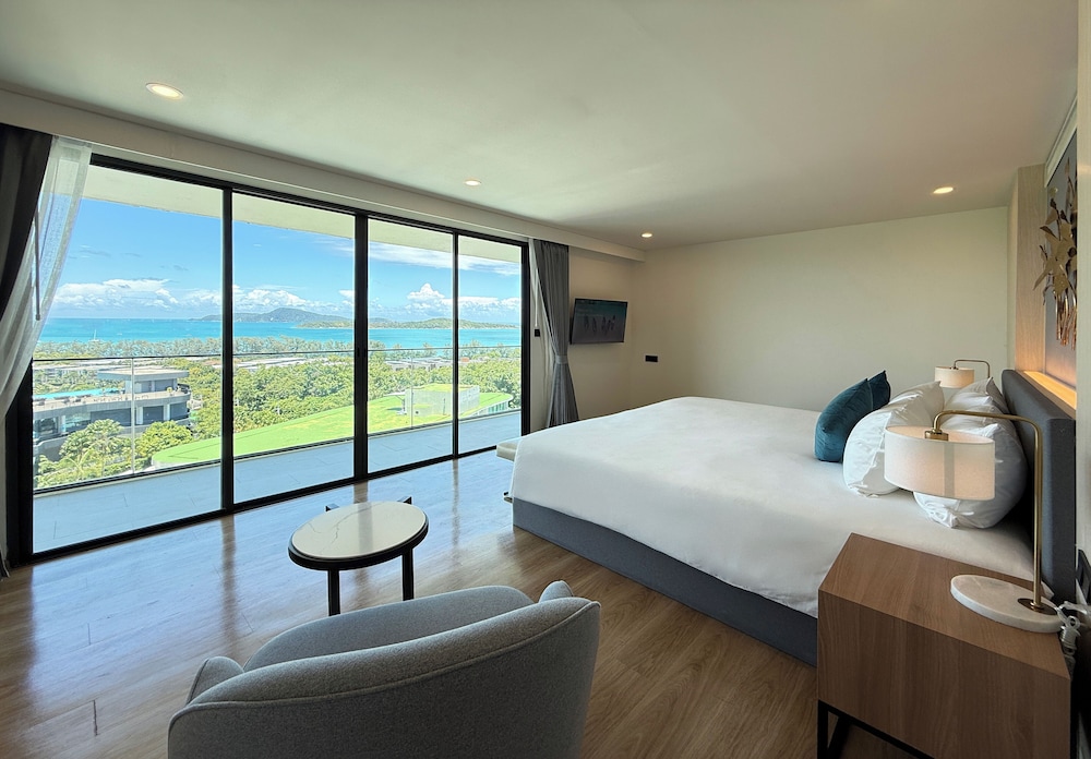 Grand Suite, 1 King Bed (Duplex) - Photo 4