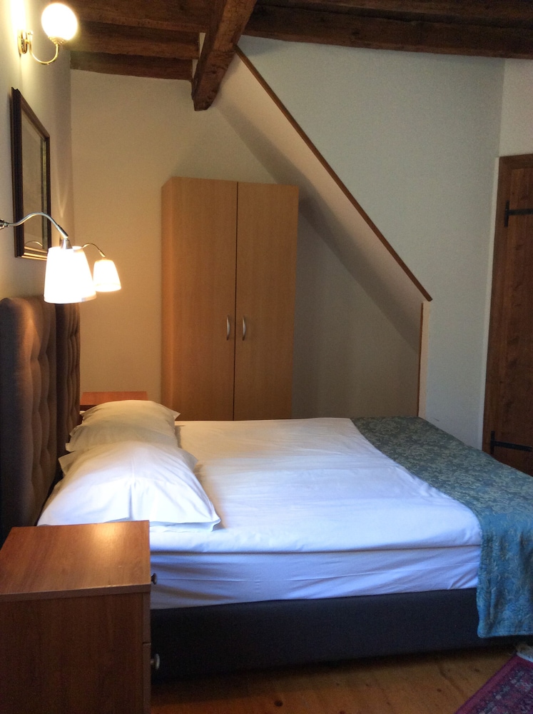 Standard Double Room (Baladur Pavan Annex building) - Photo 5
