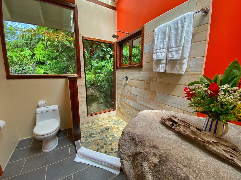 Romantic Room, 1 Bedroom, Hot Tub photo 2