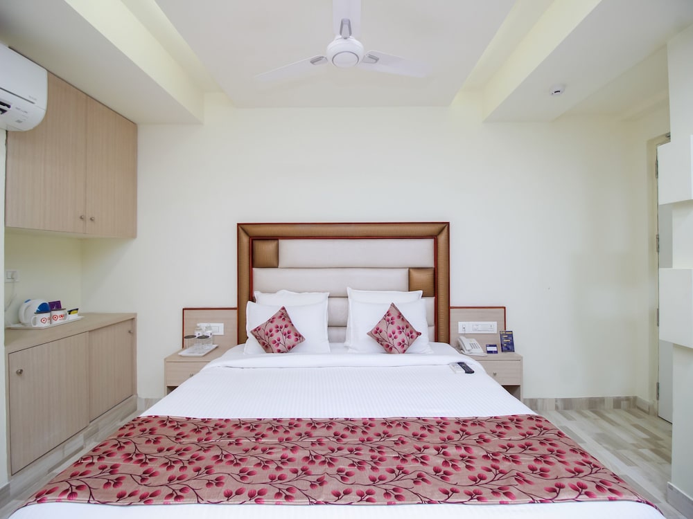 Suite, 1 Queen Bed photo 3