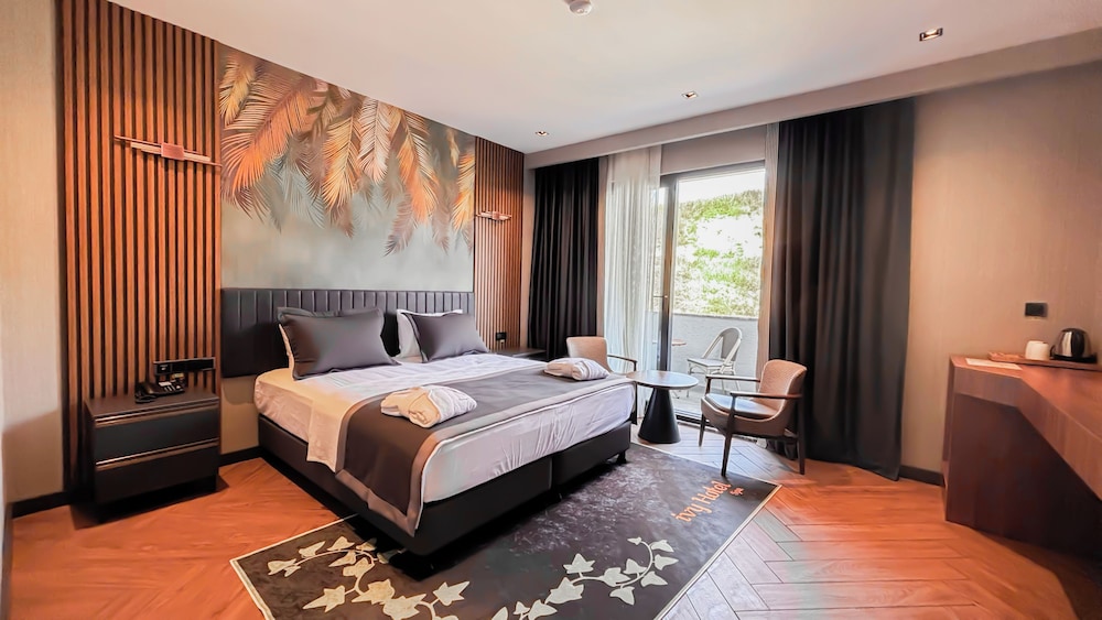 Balcony Standard Room