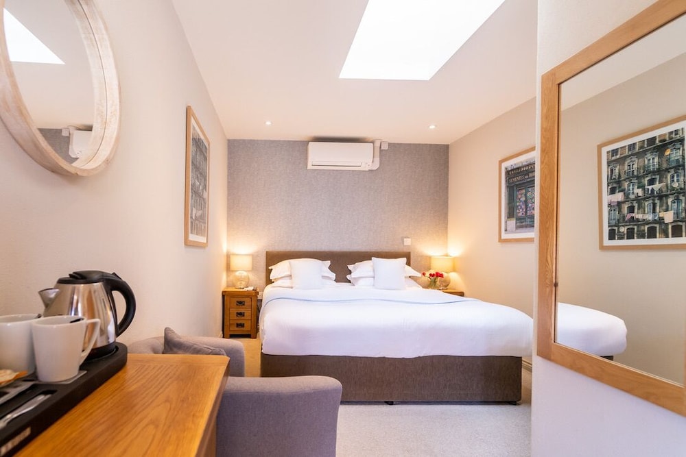 Superior Double Room, Accessible, Ensuite photo 3