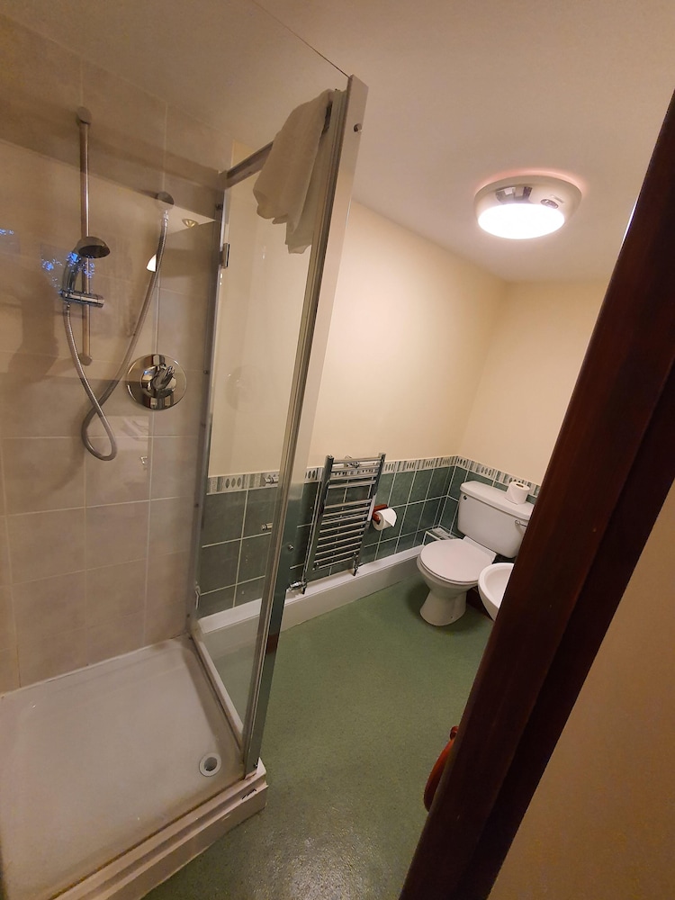Suite, Ensuite ((4 Persons)) photo 3