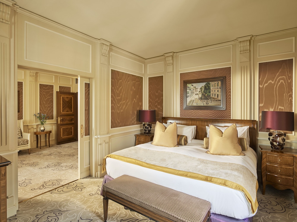 Suite (Ambassador)