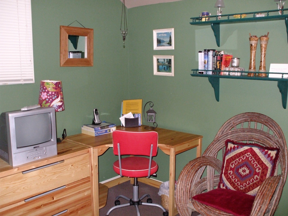 Cottage, Garden Area photo 2