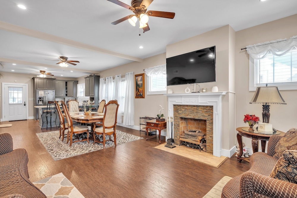 House, 4 Bedrooms