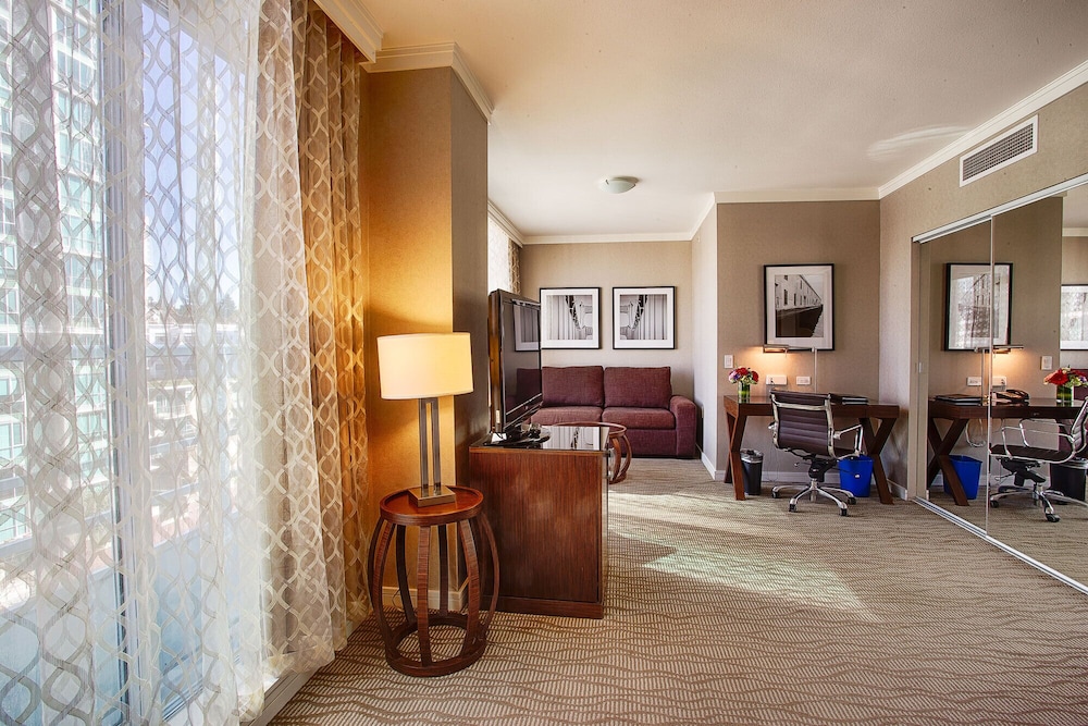 Studio Suite, 1 King Bed with Sofa bed, Mountainside - Photo 2