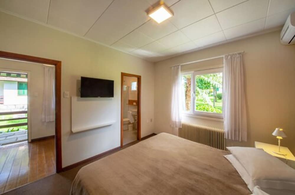 Deluxe Chalet photo 3