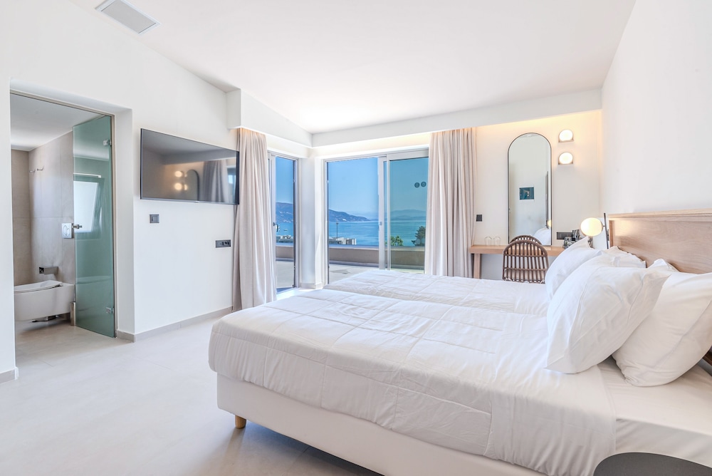 Premium Two Bedroom Suite with sea view - Photo 15