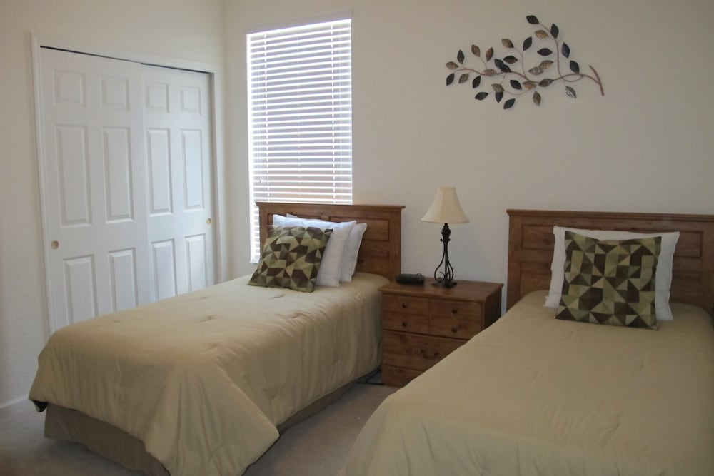 House, 4 Bedrooms