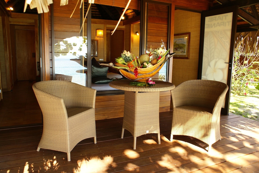 Deluxe Bungalow, Lagoon View photo 2